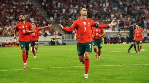 Ronaldo Cetak Gol, Portugal Tundukkan Hungaria 3-2 di Kualifikasi Piala Dunia 2026 6
