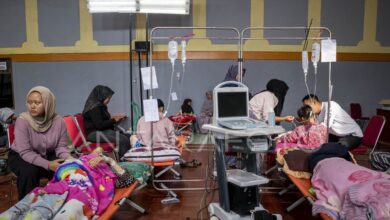 Sejumlah siswa terdampak keracunan MBG saat ditangani di RSUD Lembang.