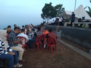 Bupati Sumedang Gelar Diskusi Santai Bersama Kepala SKPD di Geoteater Rancakalong 2