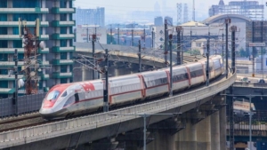 Utang Proyek Whoosh Membengkak, Menkeu Purbaya Tolak Gunakan APBN 3