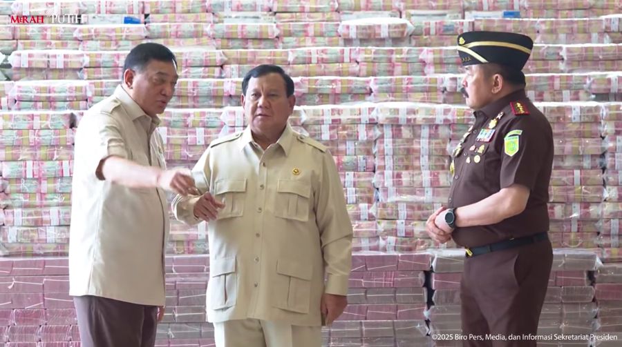 Kejaksaan Agung Serahkan Rp13 Triliun Duit Korupsi CPO ke Kemenkeu, Dipamerkan di Hadapan Presiden Prabowo