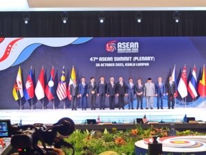 Presiden Prabowo Tandatangani Deklarasi Bergabungnya Timor Leste ke ASEAN 10