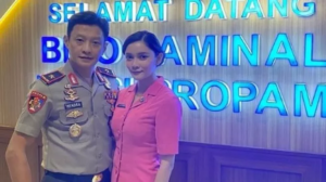 Hendra Kurniawan Tak Jadi Dipecat, Pernyataan Syukur Sang Istri Kembali Disorot 4