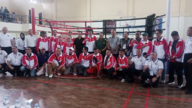 Wali Kota Cimahi Ngatiyana buka Exhibition Muaythai bertajuk BUKBEK di Gor Sangkuriang, Minggu, 2/11/2025.