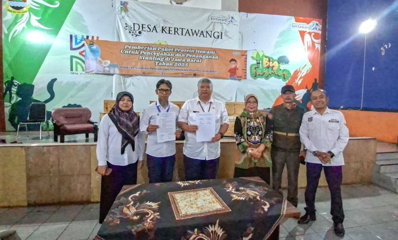 DKPP Jawa Barat Salurkan Bantuan Paket Hewani Dalam Upaya Pencegahan Stunting di Desa Kertawangi.