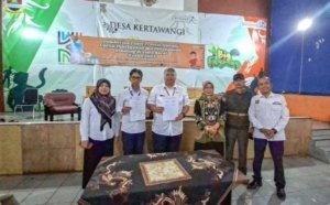 DKPP Jawa Barat Salurkan Bantuan Paket Hewani Dalam Upaya Pencegahan Stunting di Desa Kertawangi.