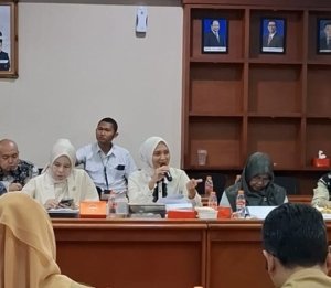 Nia Purnakania Ajak Masyarakat Jawa Barat Menjadikan Membaca sebagai Kebiasaan Harian 5