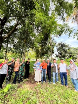 Dukung Rehabilitasi Lingkungan, Ika Siti Turut Tanam Bambu di Kuningan 10