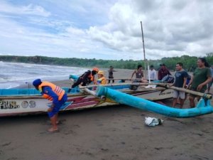 Nelayan Tasikmalaya Hilang Usai Tersambar Petir Ketika Melaut 2