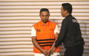 KPK Temukan Dokumen Pergeseran Anggaran dan Barang Bukti Elektronik saat Geledah Kantor Dinas PUPR-PKPP Riau 3