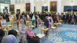 Prabowo Anugerahkan Gelar Pahlawan Nasional kepada 10 Tokoh, Termasuk Soeharto dan Gus Dur 1