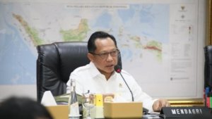 Mendagri Larang Perjalanan Luar Negeri Kepala Daerah hingga 15 Januari 2026 3