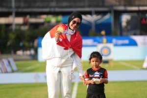 Kisah Inspiratif Diananda Choirunisa: Hamil Dua Pekan, Tetap Sabet Dua Emas SEA Games 2025 4