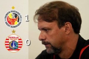 Pelatih Persija Jakarta Mauricio Souza.