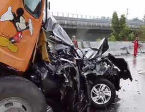 BREAKING: Kecelakaan Beruntun Terjadi di Tol Purbaleunyi Arah Jakarta, Banyak Kendaraan Rusak 3
