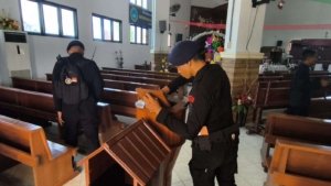 Perayaan Natal di Papua, Pastor Ajak Jemaat Ikuti Ibadah dengan Penuh Kesadaran 2