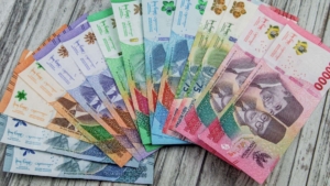 Kasus Lansia Tak Bisa Bayar Tunai Viral, BI Tegaskan Rupiah Wajib Diterima 5