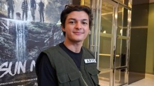 Rizal Mantovani Minta Fahad Haydra Pertahankan Rambut Panjang di Film Dusun Mayit 5