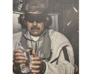 Trump Pamerkan Foto Maduro Ditahan di Kapal Perang AS 6