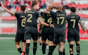 Malut United Pesta Gol, Geser Posisi Persib di Peringkat Tiga Klasemen Sementara 1