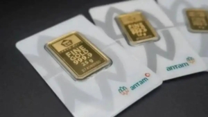 Emas Antam di Pegadaian Koreksi Tipis, Turun Rp1.000 per Gram