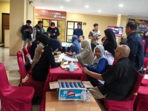 Keluarga Korban Kecelakaan ATR 42-500 Jalani Proses Ante Mortem di Sulsel 8