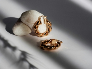 Harga Emas Perhiasan Hari Ini Senin 2 Februari 2026 di Bandung