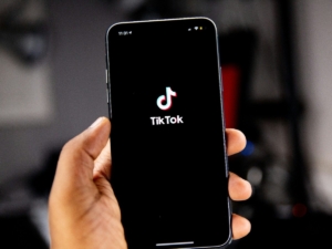 4 Cara Dapat Uang dari TikTok 2026 dan Daftar Harga Gift Terbaru Lengkap