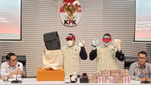 Benarkah Jatah Rp 7 M/Bulan agar Pejabat Bea Cukai Bisa Lindungi Barang Ilegal?