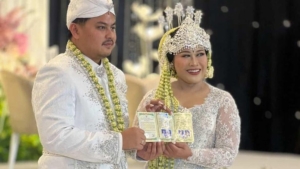 Boiyen dan Rully: Sidang Perceraian Ditunda