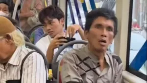 Viral Video Penumpang Transjakarta Rasis, Netizen Geram! (foto: istimewa)