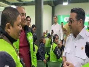 Menekraf dan Pengemudi Ojek Online Berbincang Tentang Program Cek Kesehatan Gratis (CKG), (sumber/rri.co.id).