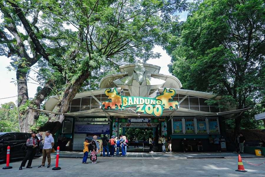 Izin Dicabut, Bagaimana Nasib Satwa dan Pekerja Bandung Zoo? (foto: pemprov jabar)