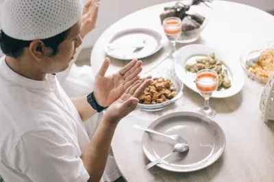 Link Download Jadwal Imsakiyah Bandung 2026, Lengkap! (foto: Freepik)