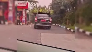 Viral Mobil Dinas Ganti Plat Nomor (foto: istimewa)