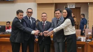 Ahmad Sahroni Resmi Kembali ke Pimpinan Komisi III DPR RI (foto: Istimewa)