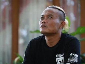 Komedian Sule mengungkapkan kronologi hilangnya harta Lina Jubaedah (sumbergambar/espos.id).