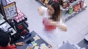 Viral Wanita Lakukan Aksi Tak Senonoh di Mini Market (istimewa)