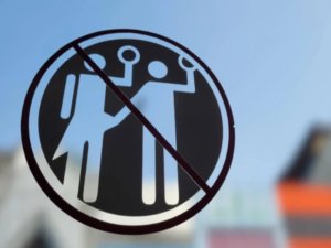 Ilustrasi. Dosen Unpam Lakukan Pelecehan di KRL (shutterstock).