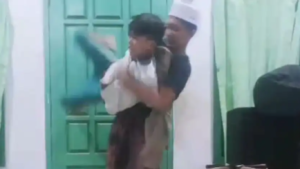 Viral Video Guru Ngaji Banting Murid, Alasannya Sepele! (istimewa)