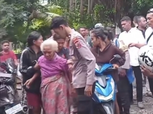 Nenek di NTT Ini Dianiaya Warga Karena Dituduh Hantu Suanggi