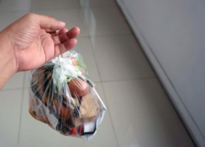 Autisme Jadi Korban Prank Kejam, Diberi Takjil Ternyata Isinya Sampah