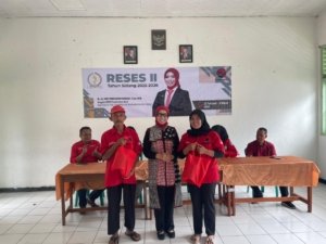 Ineu Purwadewi Serap Aspirasi Warga Cisarua dalam Reses II DPRD Jawa Barat