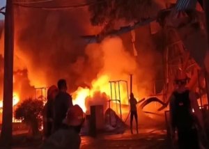 Pabrik Terpal di Bogor Terbakar.