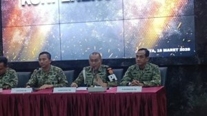 Komandan Pusat Polisi Militer (Danpuspom) TNI Mayjen Yusri Nuryanto menjelaskan tentang penangkapan pelaku penyiraman air keras Andrie Yunus (foto/Rizky Adha).