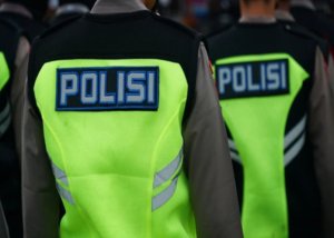 Ilustrasi. Polisi di Jateng dilaporkan karena rekam polwan di kamar mandi (Shutterstock).