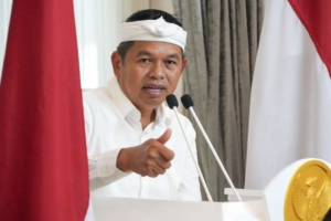 Kang Dedi Mulyadi Memberikan Saran Hukuman