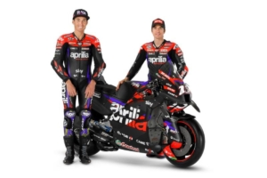 Semua Pembalap Aprilia Tembus Q2