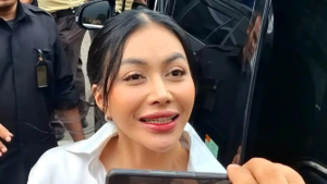 Denada Menang Eksepsi Di Pengadilan