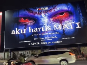 Tangkapan layar video viral baliho 'Aku Harus Mati'.
